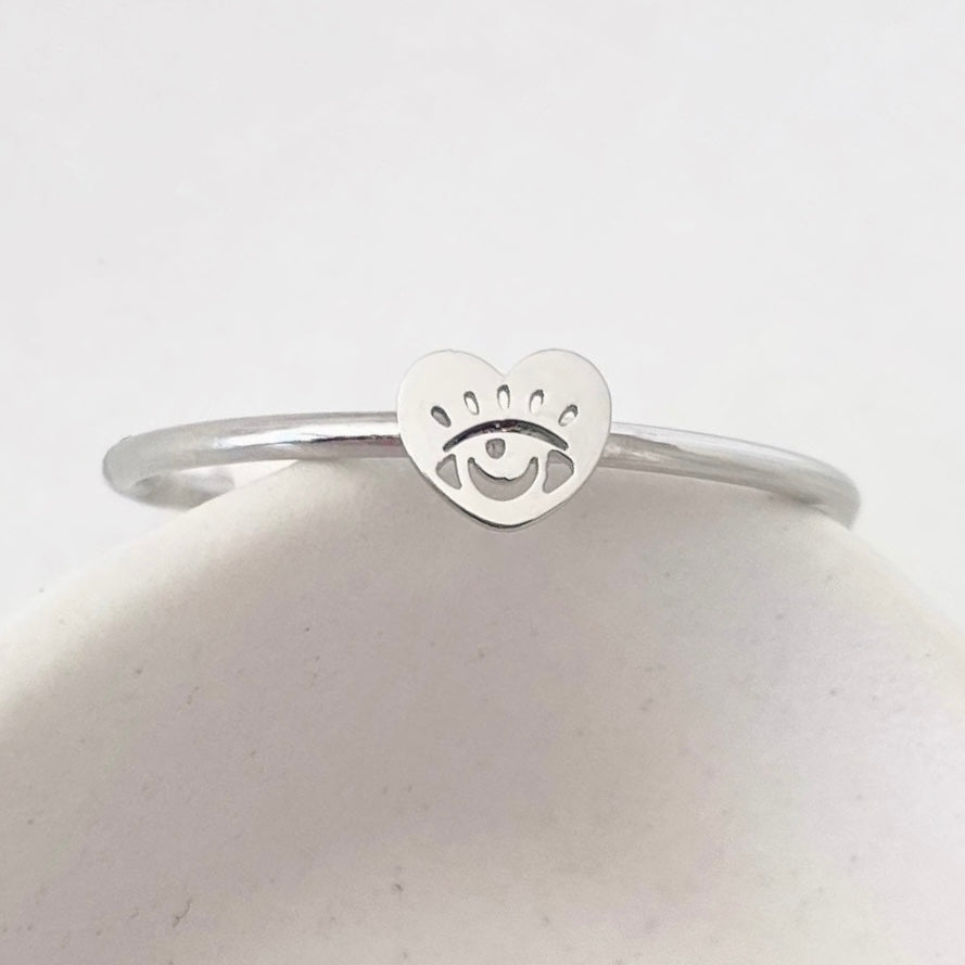 ANILLO CORAZÓN OJITO